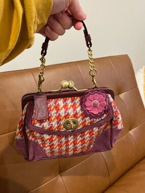 COACH Vintage Houndstooth Tweed & Suede Mini Kisslock Bag
